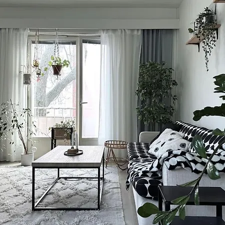 Apartment Uniikki Koti Keskustan Kupeessa Omalla Autopaikalla Oulu